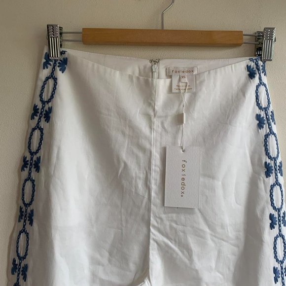 Foxiedox Cotton Crop Wide Leg Trousers Embroidered New White Blue  Size XS & S - Picture 3 of 6